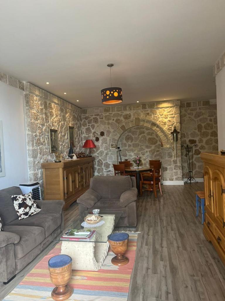 Rahoni Park & Suites Dhërmi Pokój zdjęcie