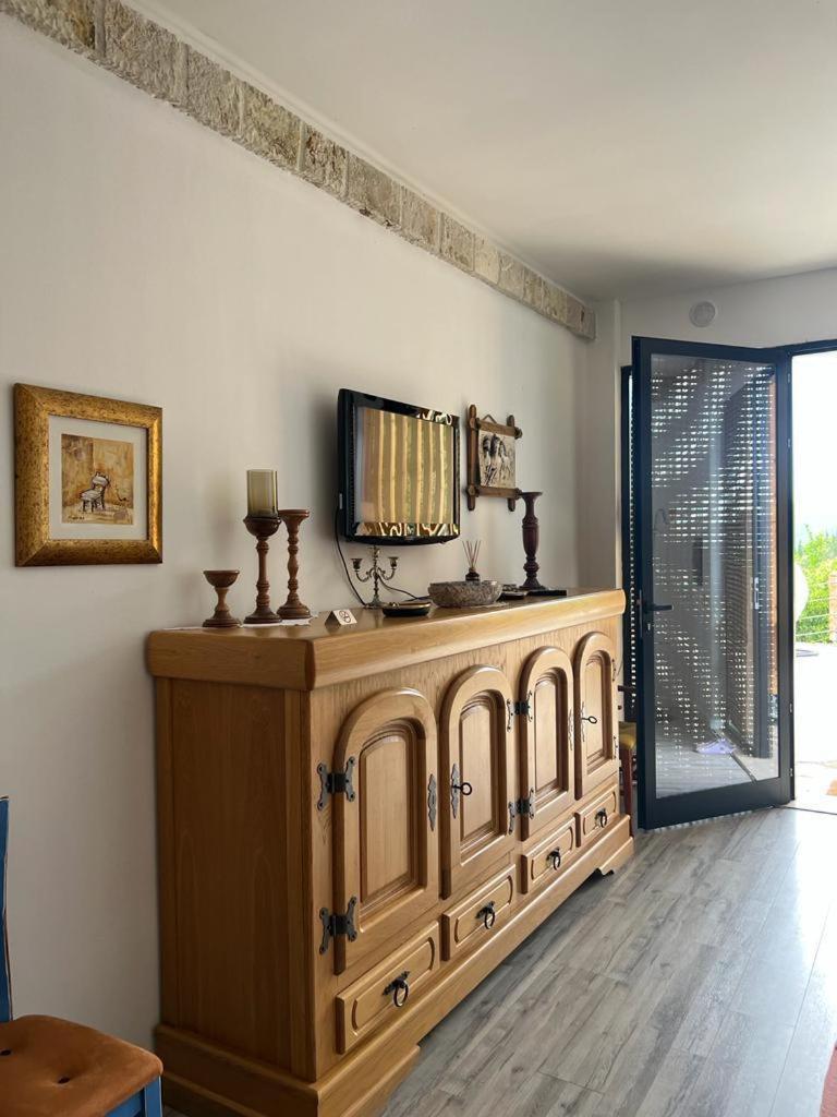Rahoni Park & Suites Dhërmi Pokój zdjęcie